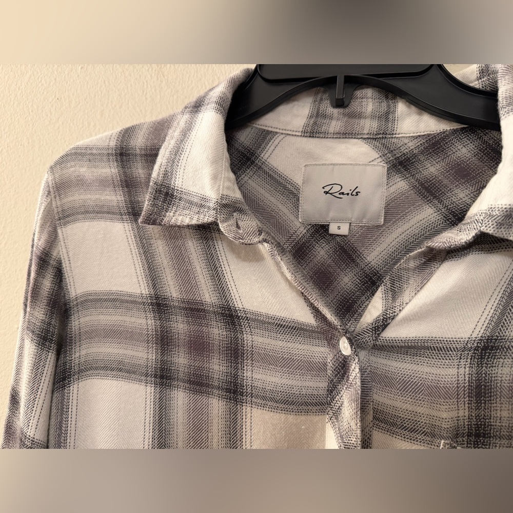 Rails Hunter Button Up Plaid Long Sleeve Shirt - Picture 6 of 12